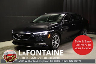 2018 Buick Regal Sportback W04GM6SX7J1068088 2018 Buick Regal Sportback