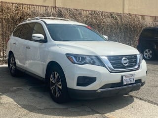 2019 Nissan Pathfinder S 5N1DR2MN6KC586516 2019 Nissan Pathfinder S