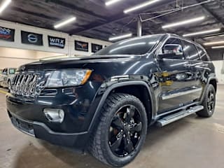2011 Jeep Grand Cherokee Overland Summit 1J4RR6GT7BC647085 2011 Jeep Grand Cherokee Overland Summit