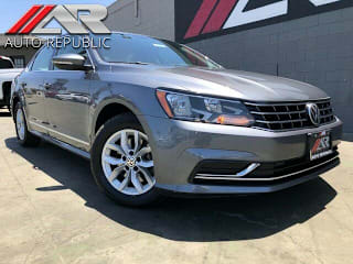 2017 Volkswagen Passat 1.8T S 1VWAT7A38HC035230 2017 Volkswagen Passat 1.8T S