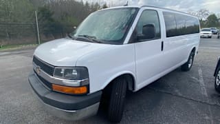 2015 Chevrolet Express Passenger LT 3500 1GAZG1FG0F1125587 2015 Chevrolet Express Passenger LT 3500