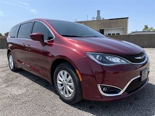 2018 Chrysler Pacifica Touring Plus 2C4RC1FG0JR280129 2018 Chrysler Pacifica Touring Plus
