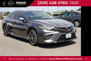 2018 Toyota Camry SE 4T1B11HK2JU136721 2018 Toyota Camry SE