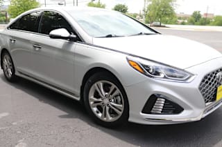 2019 Hyundai Sonata Sport 5NPE34AF9KH762076 2019 Hyundai Sonata Sport