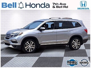 2017 Honda Pilot Touring 5FNYF6H92HB100895 2017 Honda Pilot Touring