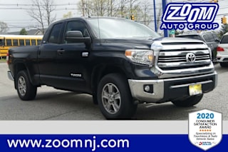 2017 Toyota Tundra SR5 5TFUY5F11HX592051 2017 Toyota Tundra SR5