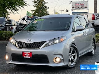 2013 Toyota Sienna SE 8-Passenger 5TDXK3DC5DS332940 2013 Toyota Sienna SE 8-Passenger