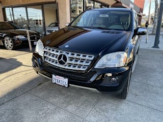 2010 Mercedes-Benz M-Class ML 350 4JGBB5GB3AA572744 2010 Mercedes-Benz M-Class ML 350
