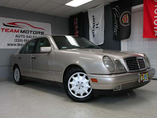 1999 Mercedes-Benz E-Class E 300TD WDBJF25H7XA766436 1999 Mercedes-Benz E-Class E 300TD