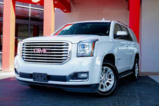 2017 GMC Yukon SLT 1GKS2BKC7HR122856 2017 GMC Yukon SLT