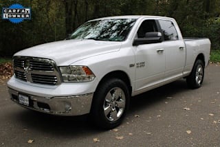 2018 Ram Pickup 1500 1C6RR7TT3JS272115 2018 Ram Pickup 1500