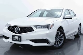 2018 Acura TLX Base 19UUB1F33JA011185 2018 Acura TLX Base