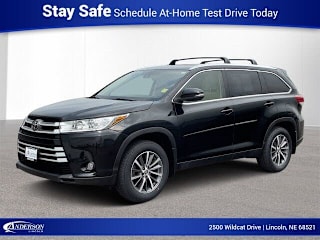2019 Toyota Highlander XLE 5TDJZRFH5KS925336 2019 Toyota Highlander XLE