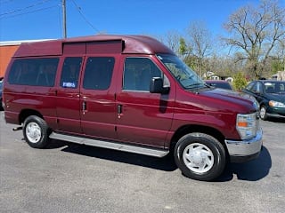 2008 Ford E-Series Wagon E-350 SD XLT 1FBNE31L98DA73815 2008 Ford E-Series Wagon E-350 SD XLT