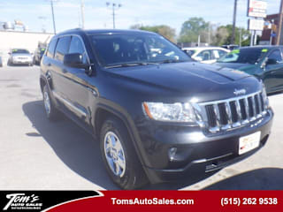 2011 Jeep Grand Cherokee Laredo 1J4RR4GG0BC584404 2011 Jeep Grand Cherokee Laredo