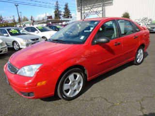 2005 Ford Focus ZX4 SES 1FAFP34NX5W271770 2005 Ford Focus ZX4 SES