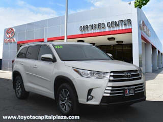 2018 Toyota Highlander XLE 5TDJZRFH0JS543911 2018 Toyota Highlander XLE