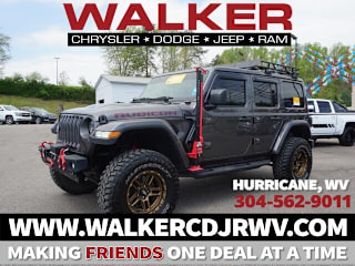 2018 Jeep Wrangler Unlimited 1C4HJXFG4JW323902 2018 Jeep Wrangler Unlimited