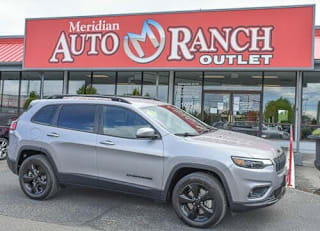 2019 Jeep Cherokee Latitude Plus 1C4PJMLB4KD443330 2019 Jeep Cherokee Latitude Plus