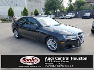 2017 Audi A4 2.0T Premium WAUGNAF47HN028695 2017 Audi A4 2.0T Premium