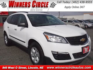 2017 Chevrolet Traverse LS 1GNKVFKD4HJ266390 2017 Chevrolet Traverse LS