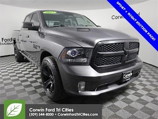 2017 Ram Pickup 1500 1C6RR7UT8HS812647 2017 Ram Pickup 1500