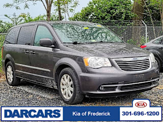 2015 Chrysler Town and Country Touring 2C4RC1BG0FR561084 2015 Chrysler Town and Country Touring