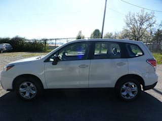 2018 Subaru Forester 2.5i JF2SJAAC7JH471944 2018 Subaru Forester 2.5i