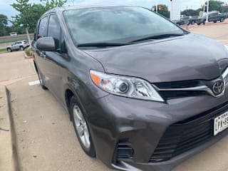 2019 Toyota Sienna LE 8-Passenger 5TDKZ3DC4KS968347 2019 Toyota Sienna LE 8-Passenger