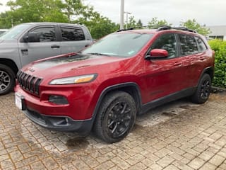 2014 Jeep Cherokee Latitude 1C4PJMCS1EW208070 2014 Jeep Cherokee Latitude