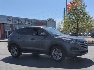2018 Hyundai Tucson SE KM8J2CA44JU677897 2018 Hyundai Tucson SE