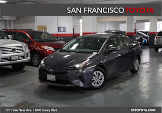 2017 Toyota Prius Two JTDKBRFU6H3555689 2017 Toyota Prius Two