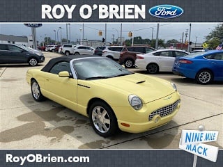 2002 Ford Thunderbird Deluxe 1FAHP60A42Y105323 2002 Ford Thunderbird Deluxe