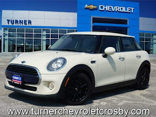 2018 MINI Hardtop 4 Door Cooper WMWXU1C56J2F79372 2018 MINI Hardtop 4 Door Cooper