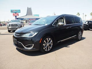 2020 Chrysler Pacifica Limited 2C4RC1GG6LR195460 2020 Chrysler Pacifica Limited