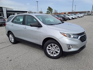 2018 Chevrolet Equinox LS 3GNAXREVXJL101695 2018 Chevrolet Equinox LS