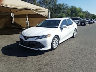 2018 Toyota Camry LE 4T1B11HK6JU103799 2018 Toyota Camry LE