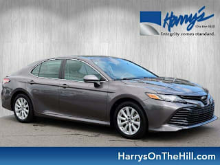 2018 Toyota Camry LE 4T1B11HK9JU603505 2018 Toyota Camry LE
