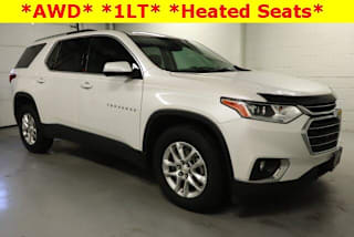 2018 Chevrolet Traverse LT Cloth 1GNEVGKWXJJ199742 2018 Chevrolet Traverse LT Cloth