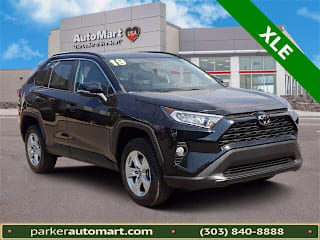 2019 Toyota RAV4 XLE 2T3P1RFV8KW063199 2019 Toyota RAV4 XLE