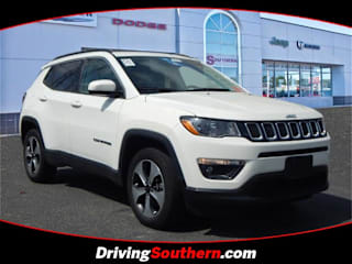 2018 Jeep Compass 3C4NJDBB8JT114485 2018 Jeep Compass