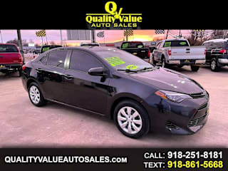 2017 Toyota Corolla 5YFBURHE5HP597889 2017 Toyota Corolla