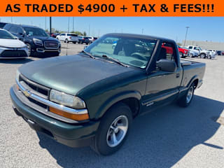 2002 Chevrolet S-10 LS 1GCCS145828189388 2002 Chevrolet S-10 LS