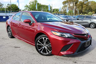 2018 Toyota Camry 4T1B11HK6JU532666 2018 Toyota Camry