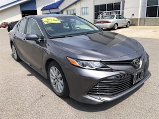 2018 Toyota Camry LE 4T1B11HK6JU047914 2018 Toyota Camry LE