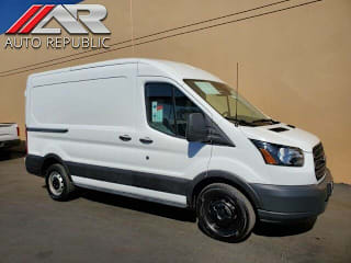 2018 Ford Transit Cargo 1FTYE1CMXJKA42402 2018 Ford Transit Cargo