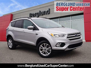 2018 Ford Escape SE 1FMCU9GD0JUB02855 2018 Ford Escape SE