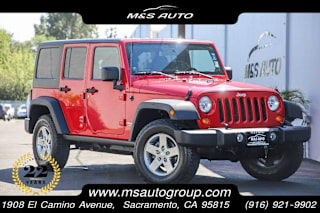 2011 Jeep Wrangler Unlimited 1J4BA6H12BL636811 2011 Jeep Wrangler Unlimited