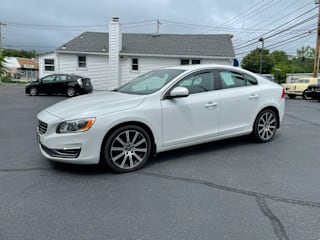 2014 Volvo S60 T5 Premier Plus YV1612FS9E2294502 2014 Volvo S60 T5 Premier Plus