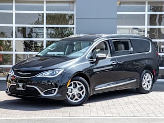2018 Chrysler Pacifica Limited 2C4RC1GGXJR103523 2018 Chrysler Pacifica Limited